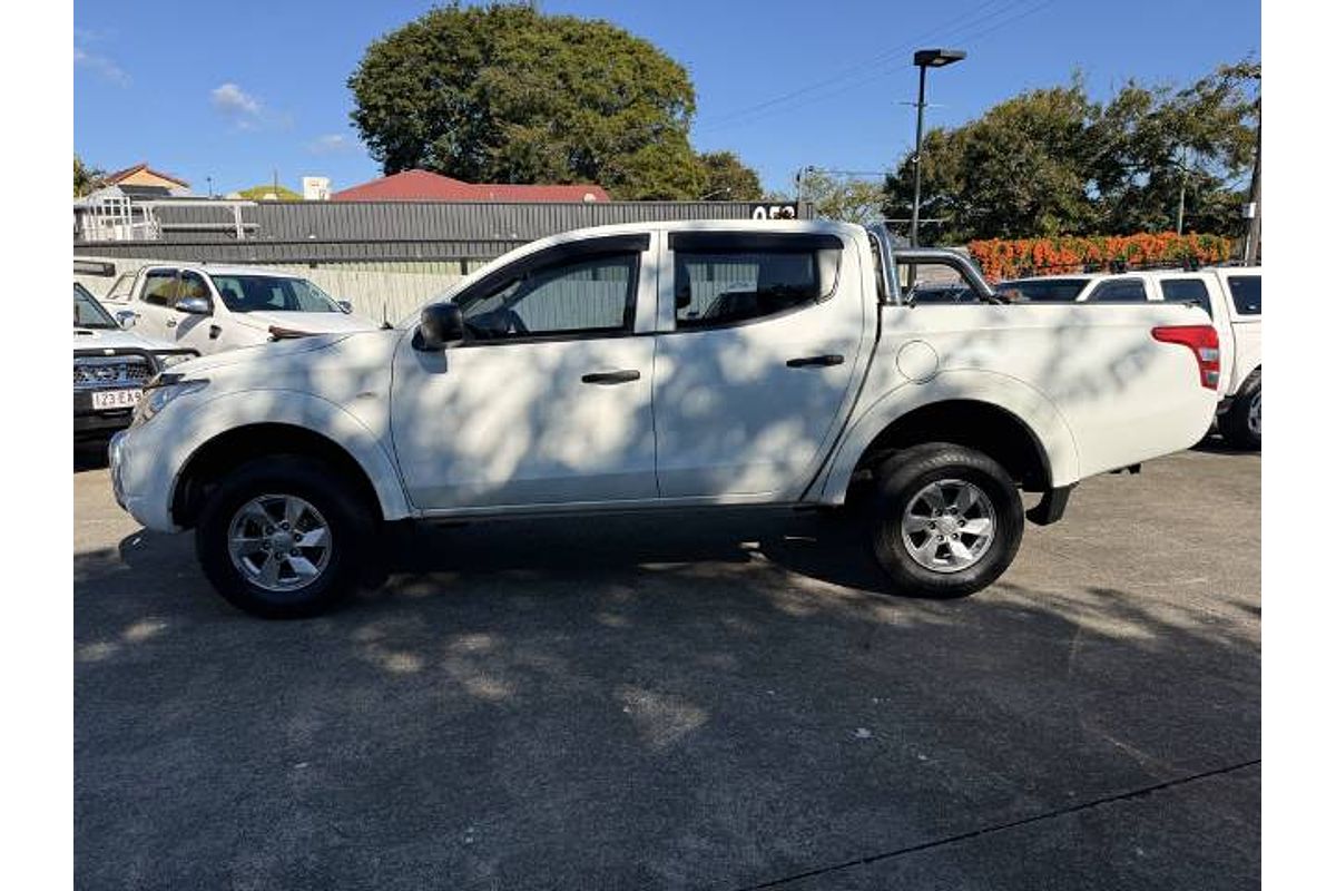 2015 Mitsubishi Triton GLX MN 4X4