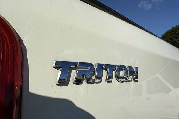 2015 Mitsubishi Triton GLX MN 4X4
