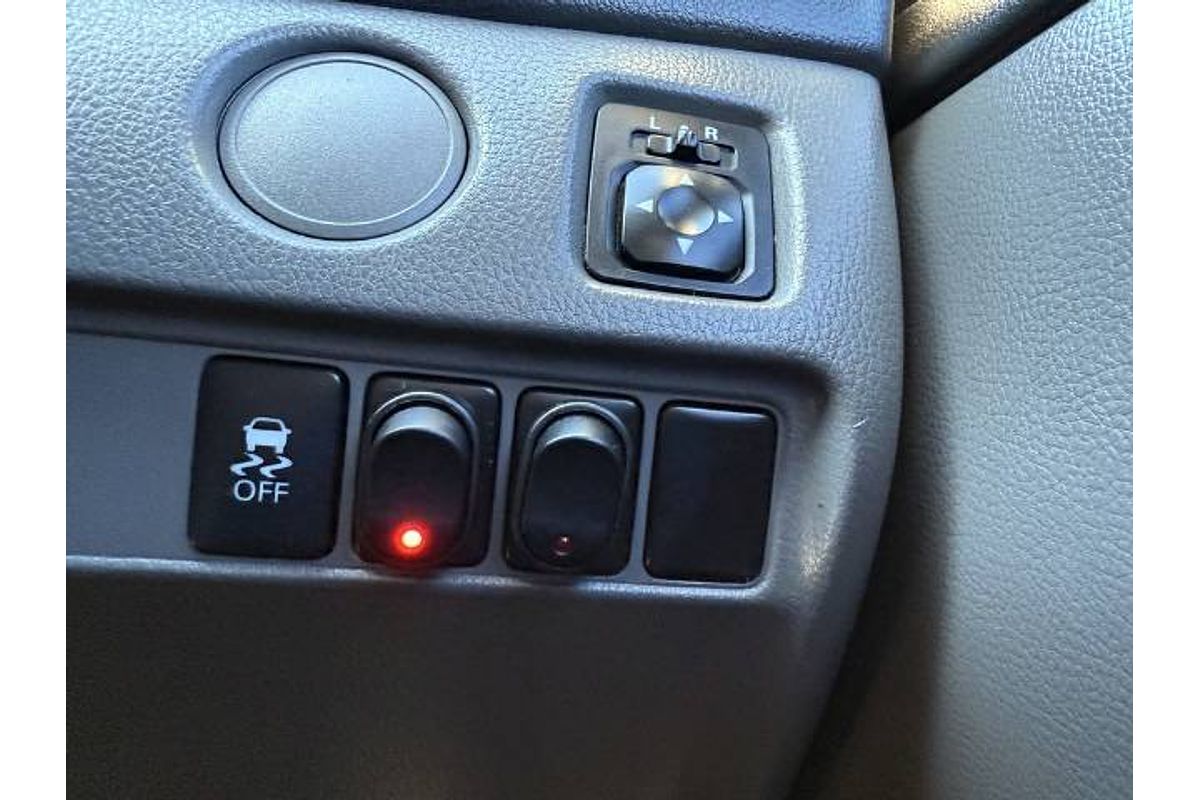 2015 Mitsubishi Triton GLX MN 4X4