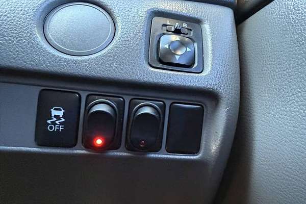 2015 Mitsubishi Triton GLX MN 4X4