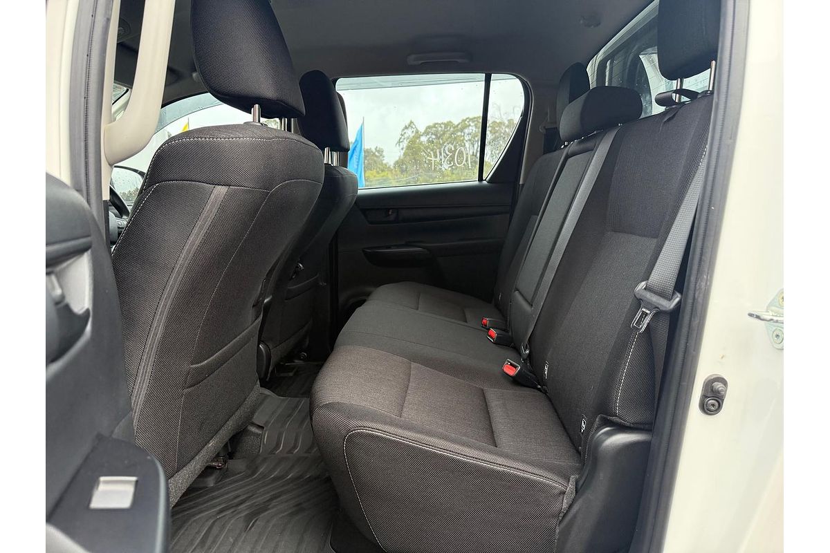 2020 Toyota Hilux SR GUN126R 4X4