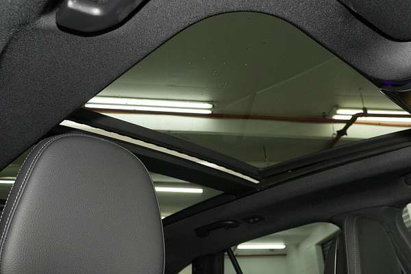 2024 Mercedes-Benz GLC-Class GLC300 X254