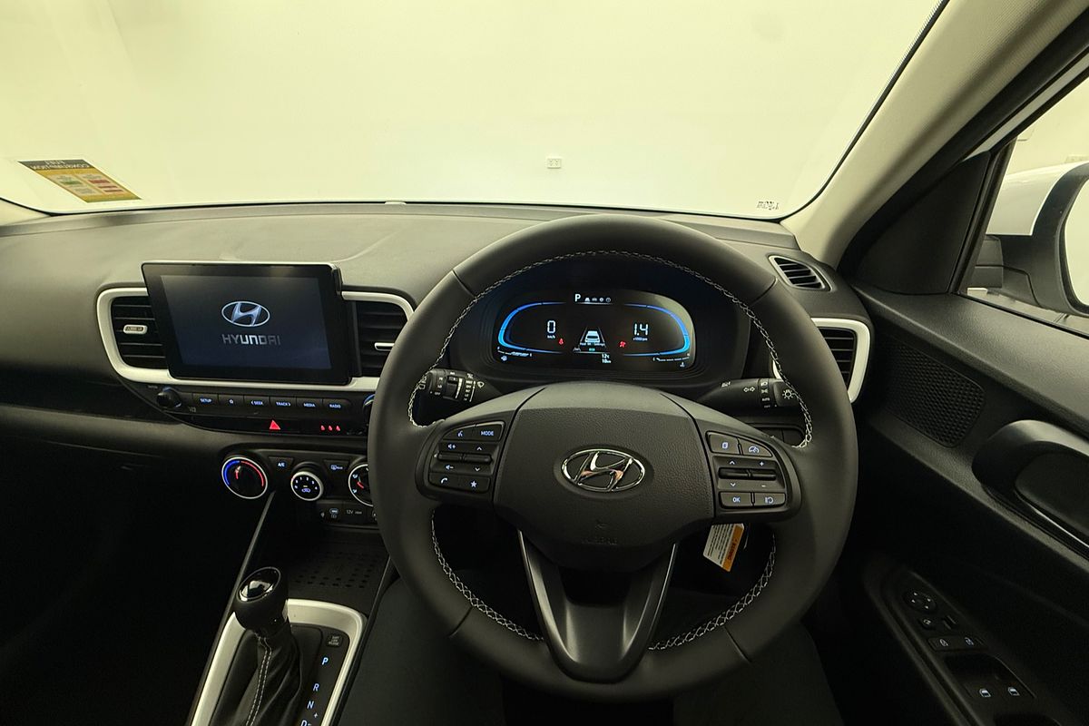 2025 Hyundai Venue Active QX.V5