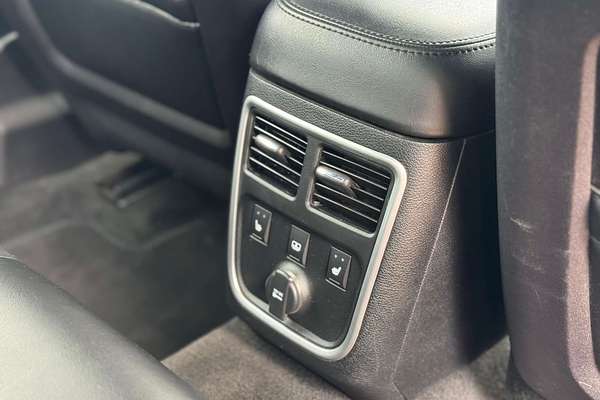 2013 Chrysler 300 C LX