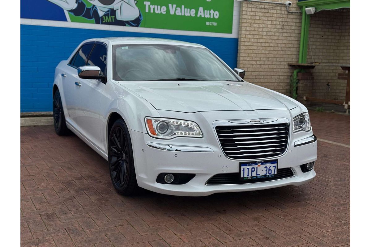 2013 Chrysler 300 C LX