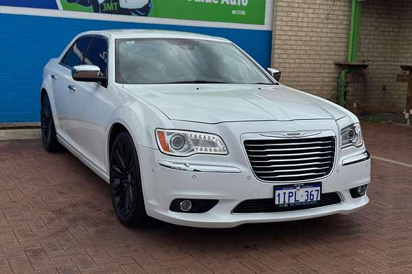 2013 Chrysler 300 C LX