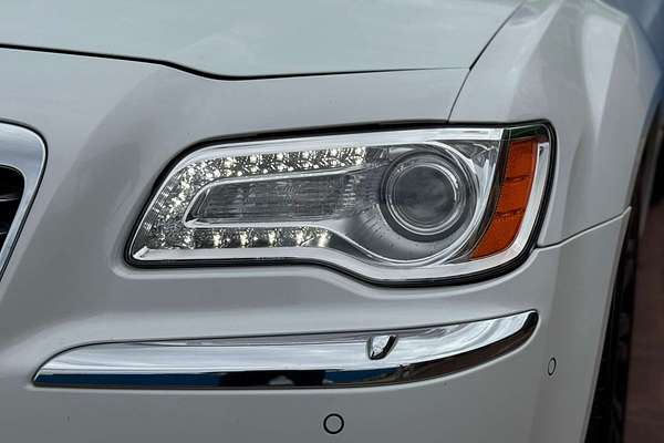2013 Chrysler 300 C LX