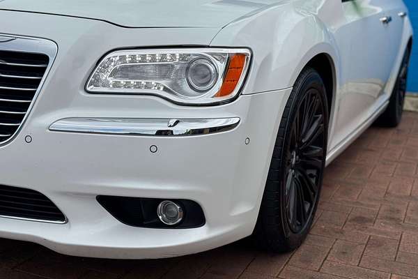 2013 Chrysler 300 C LX