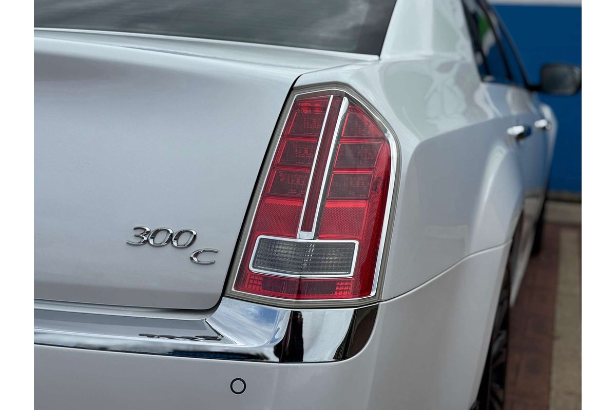 2013 Chrysler 300 C LX