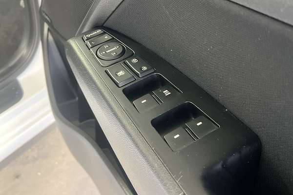 2019 Hyundai Elantra Active AD.2