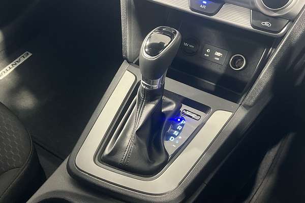 2019 Hyundai Elantra Active AD.2