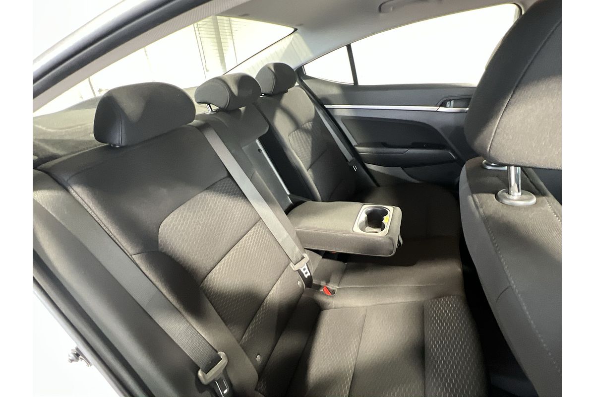 2019 Hyundai Elantra Active AD.2