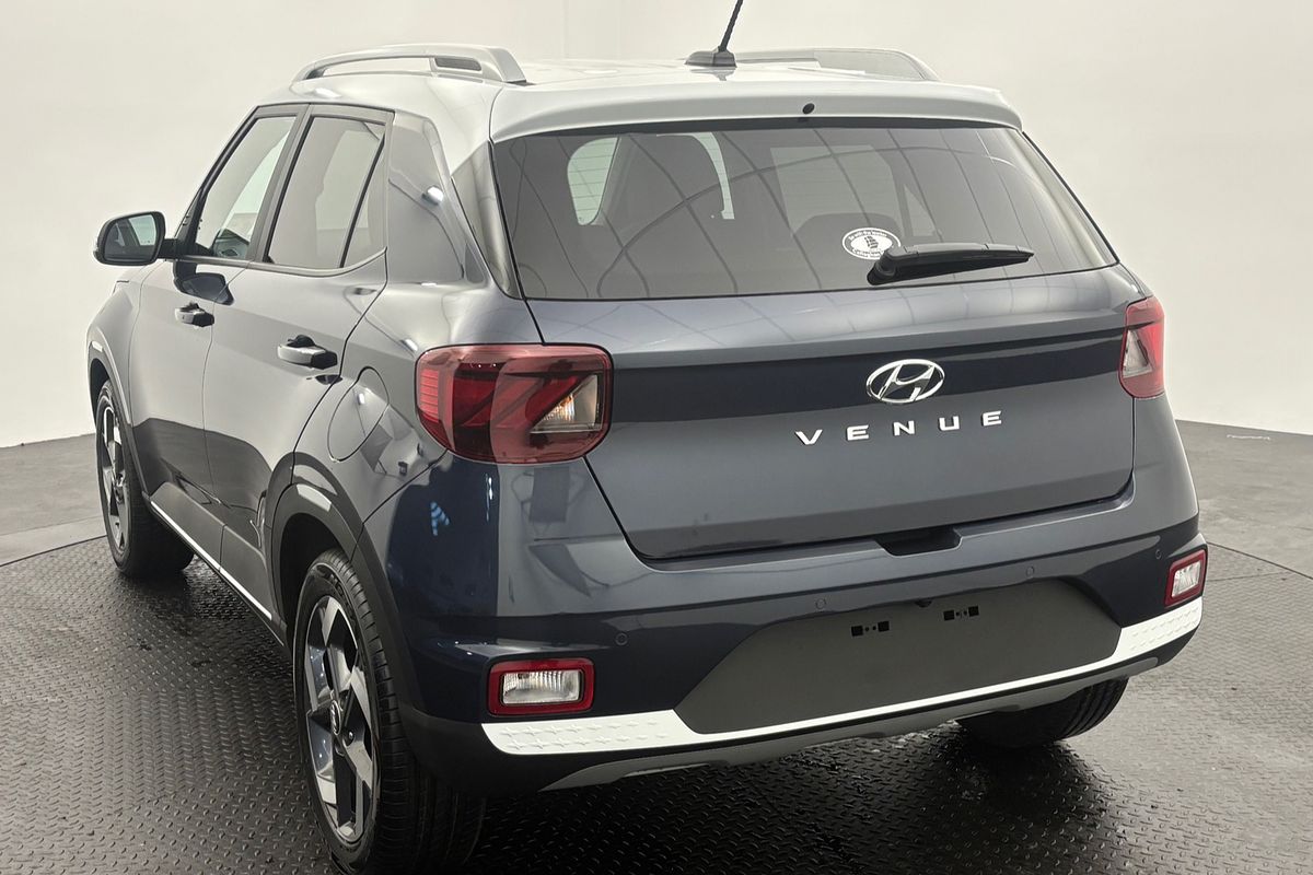 2025 Hyundai Venue Elite QX.V5