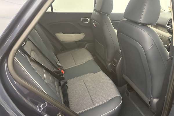 2025 Hyundai Venue Elite QX.V5