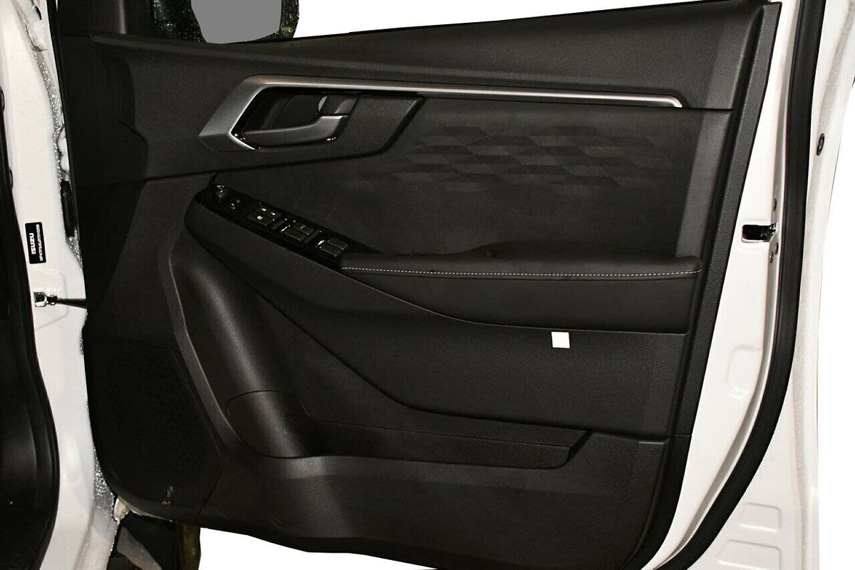 2025 Isuzu D-MAX LS-U+  4X4