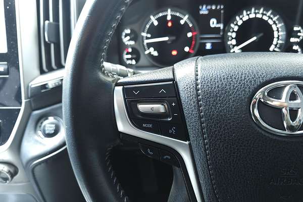 2017 Toyota Landcruiser VX VDJ200R