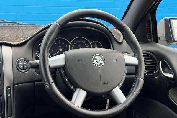 2004 Holden Calais  VY II