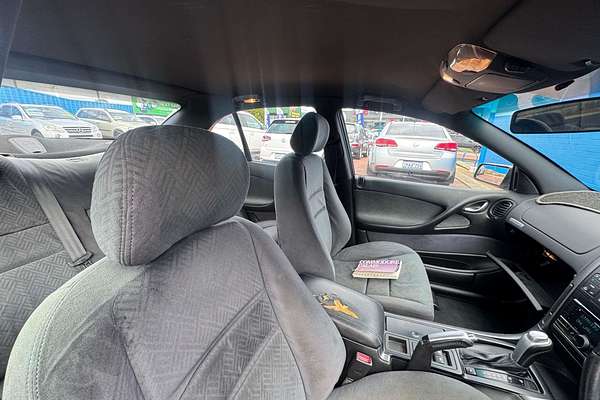 2004 Holden Calais  VY II