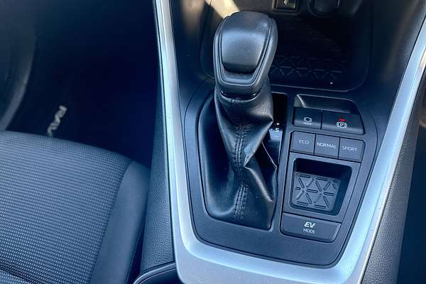 2022 Toyota RAV4 GX AXAH52R