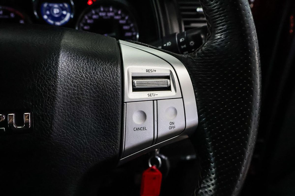 2020 Isuzu MU-X LS-U
