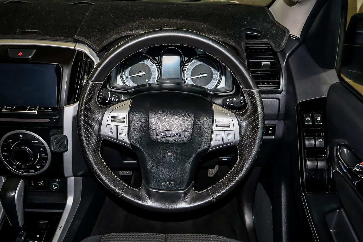 2020 Isuzu MU-X LS-U