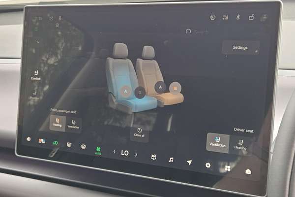 2025 Leapmotor C10 Design B11