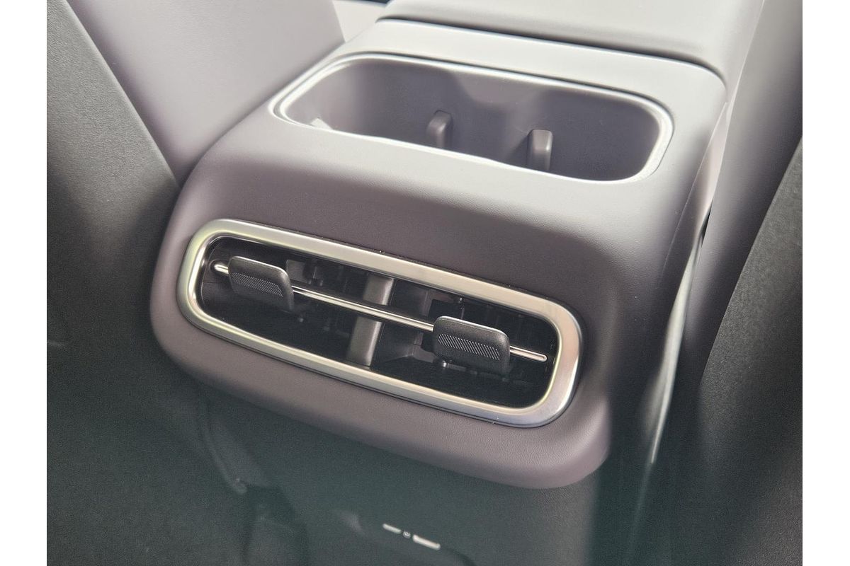 2025 Leapmotor C10 Design B11