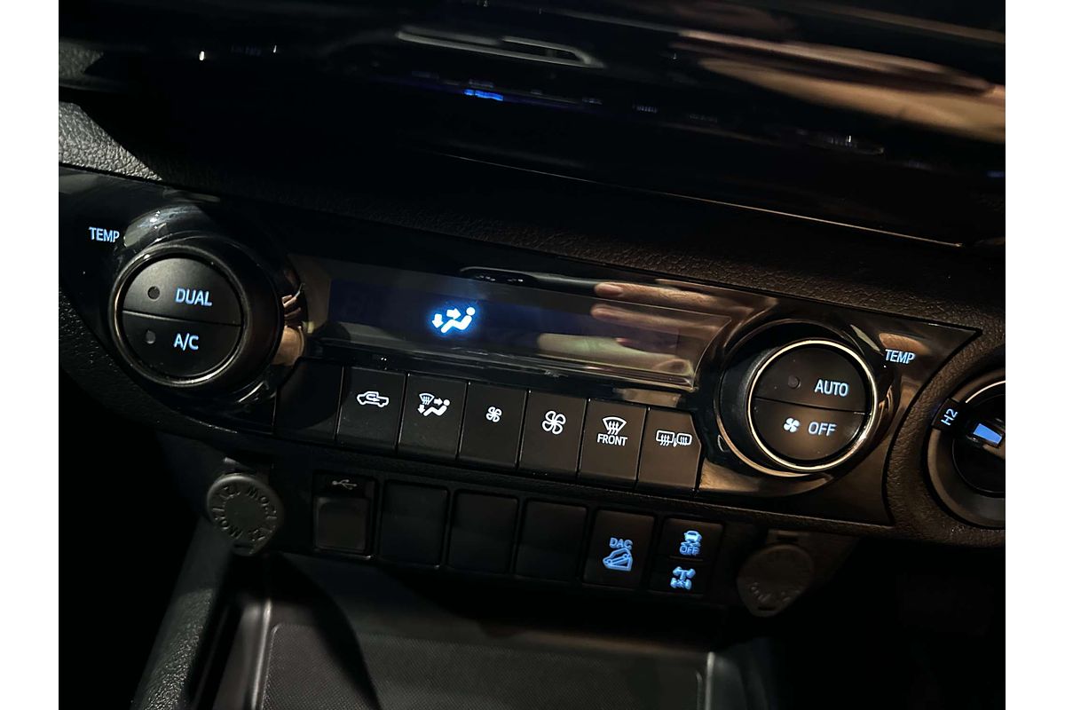 2022 Toyota Hilux SR5 GUN126R 4X4