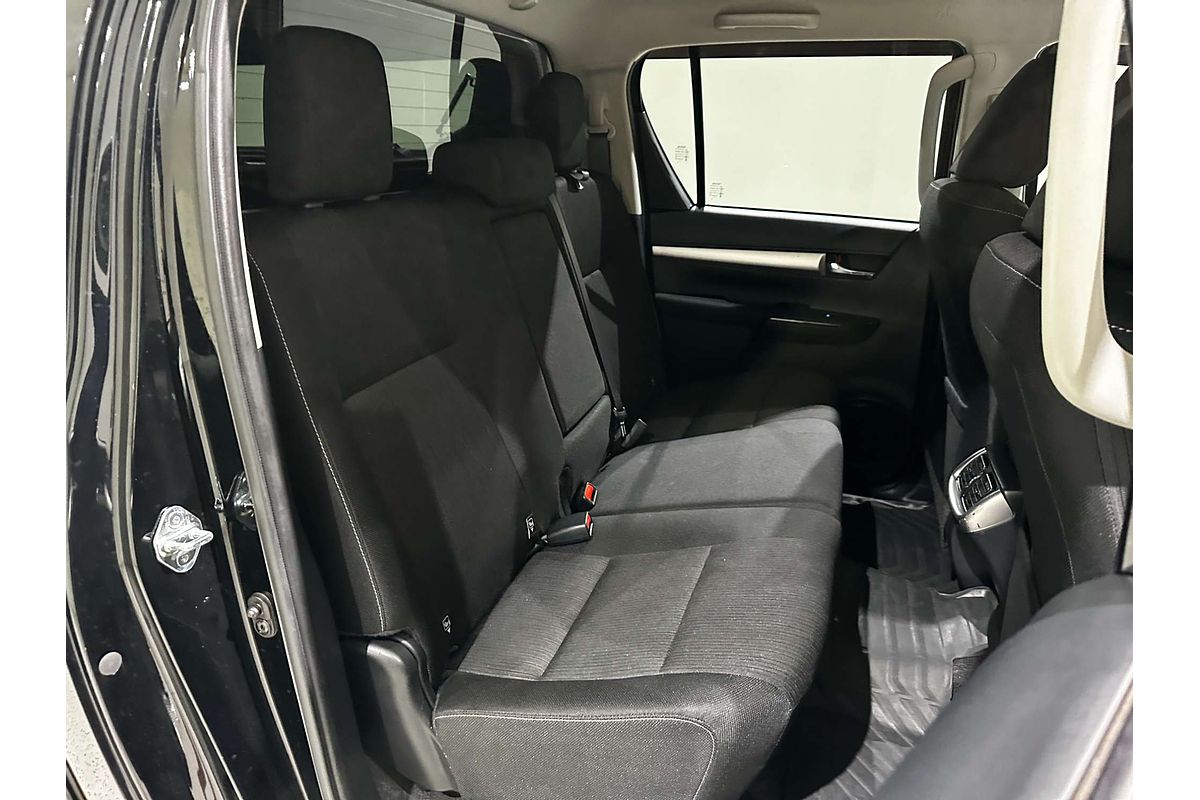 2022 Toyota Hilux SR5 GUN126R 4X4