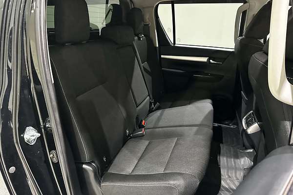 2022 Toyota Hilux SR5 GUN126R 4X4