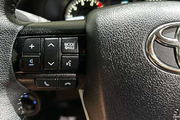2022 Toyota Hilux SR5 GUN126R 4X4