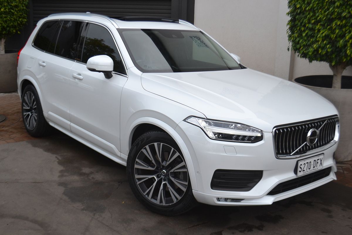 2020 Volvo XC90 D5 Momentum