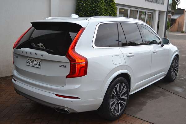 2020 Volvo XC90 D5 Momentum