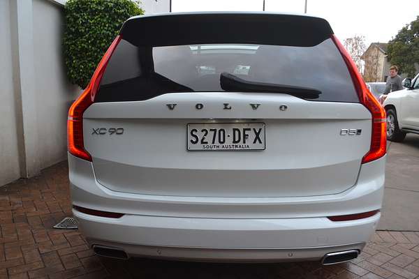 2020 Volvo XC90 D5 Momentum