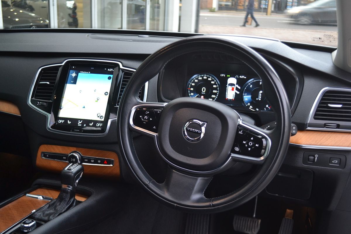 2020 Volvo XC90 D5 Momentum