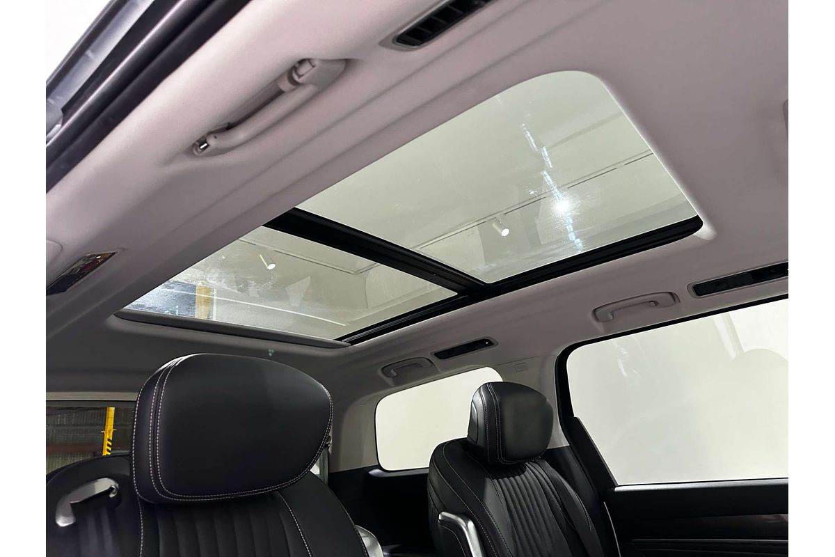 2023 LDV MIFA Executive