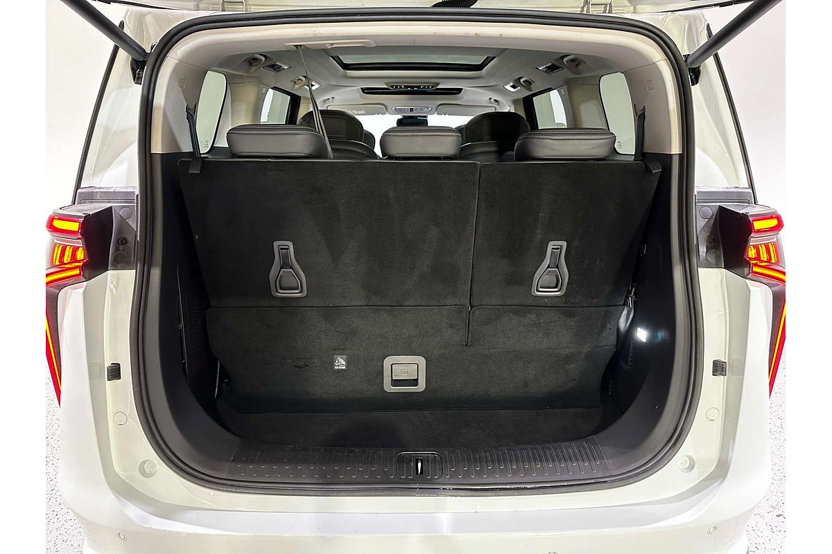 2023 LDV MIFA Executive