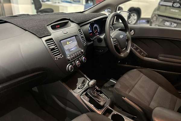 2016 Kia Cerato S YD