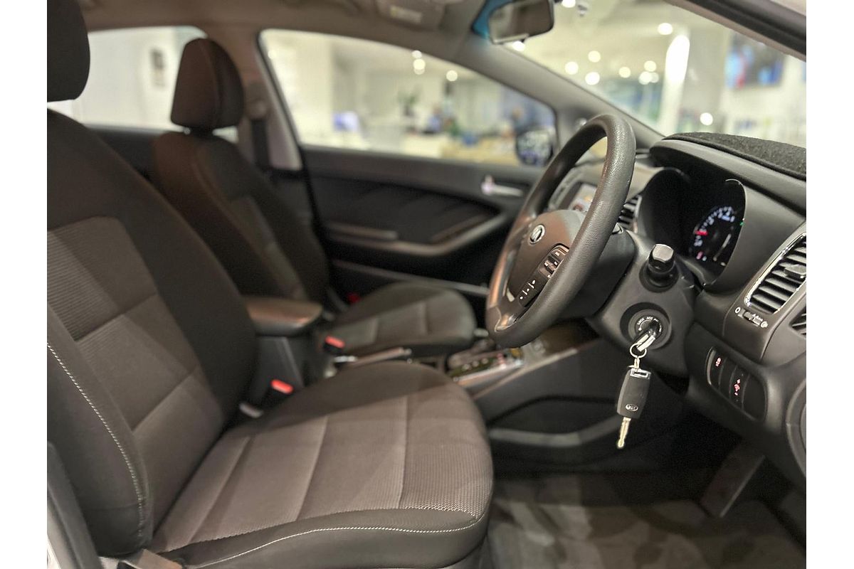 2016 Kia Cerato S YD