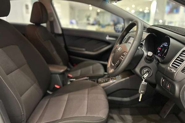 2016 Kia Cerato S YD