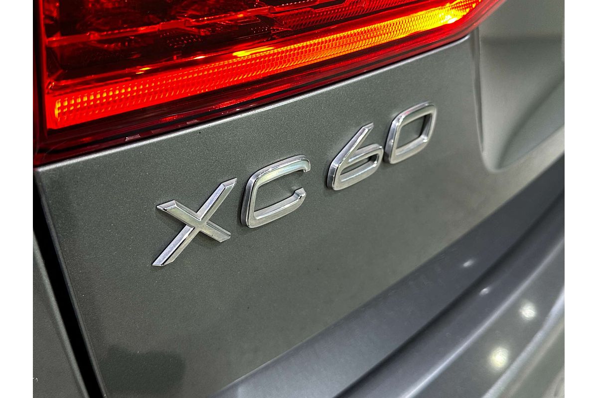 2021 Volvo XC60 D4 Inscription