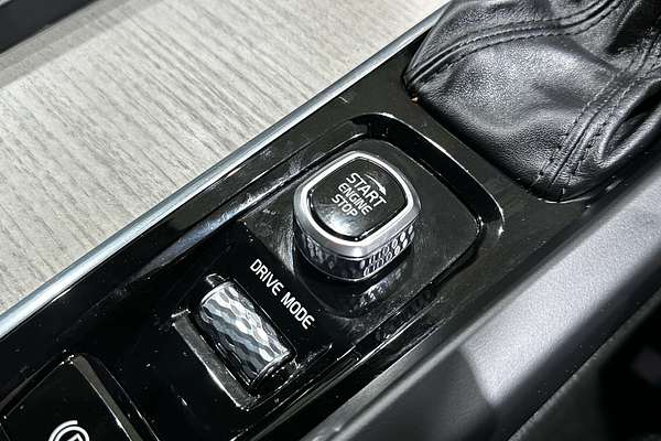 2021 Volvo XC60 D4 Inscription