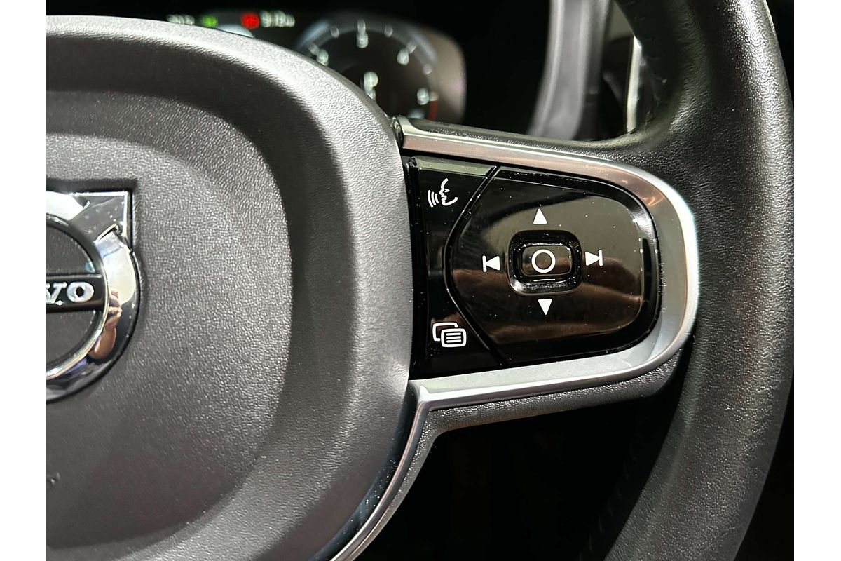 2021 Volvo XC60 D4 Inscription