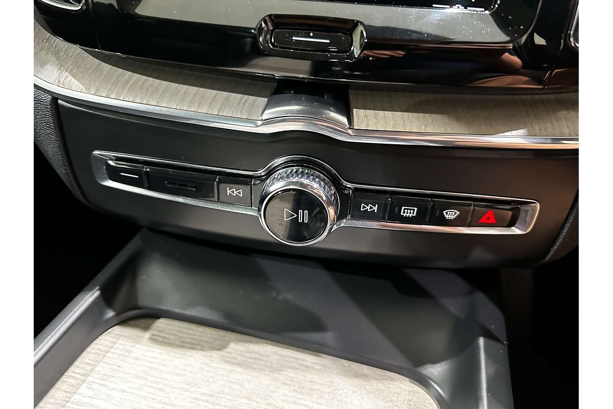 2021 Volvo XC60 D4 Inscription