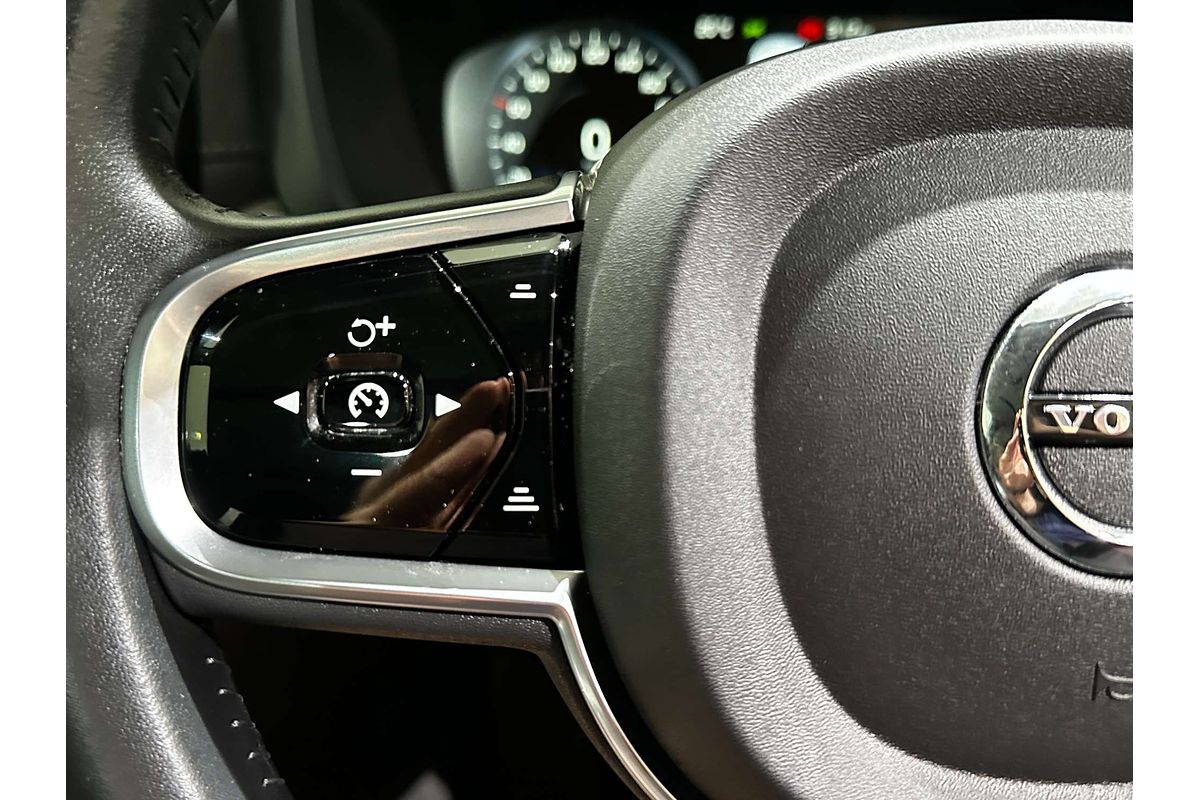 2021 Volvo XC60 D4 Inscription