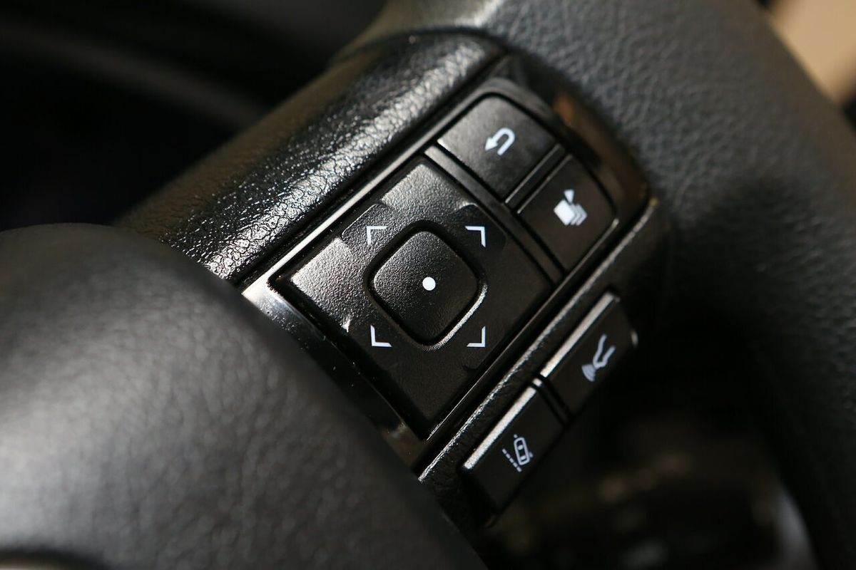 2019 Toyota Hilux SR GUN126R 4X4