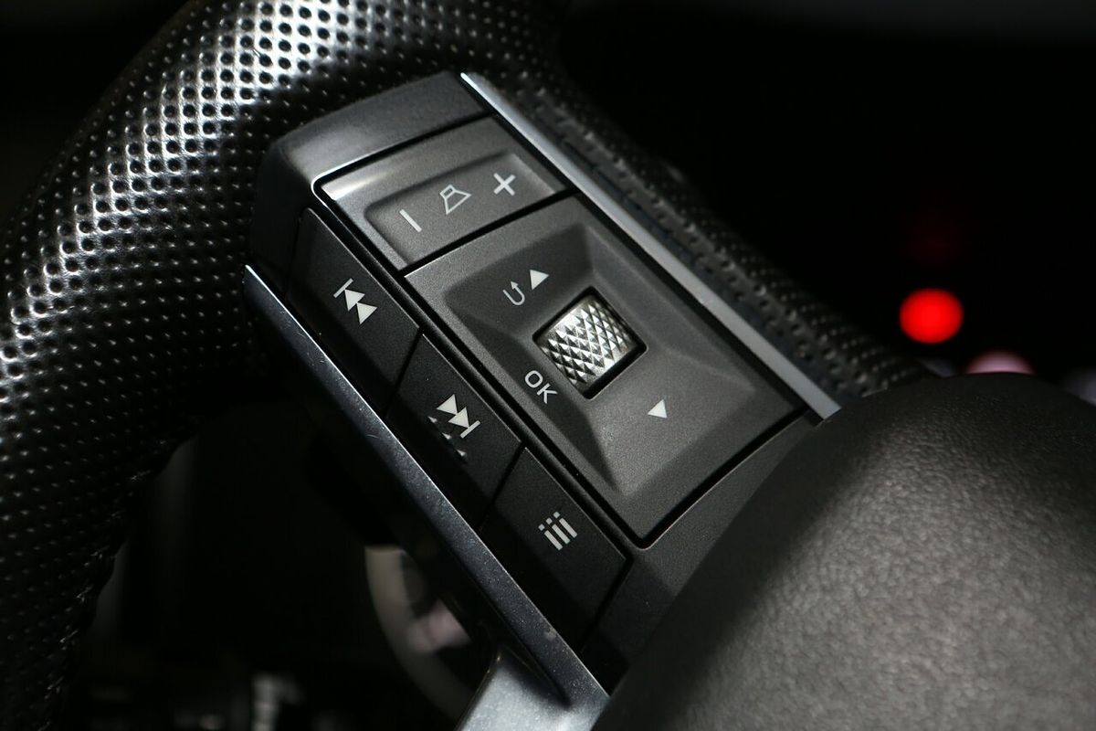 2022 Mitsubishi Outlander LS ZM