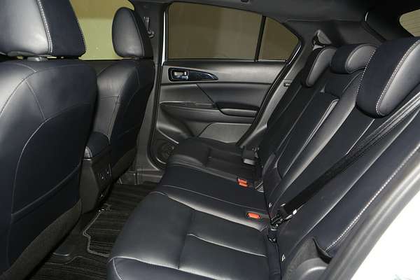 2024 Mitsubishi Eclipse Cross PHEV Exceed YB