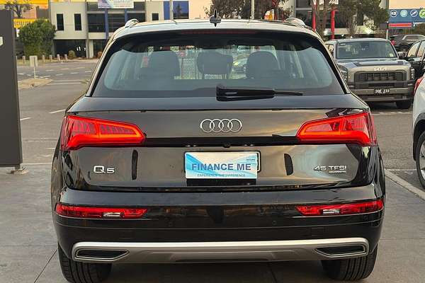 2019 Audi Q5 45 TFSI design FY
