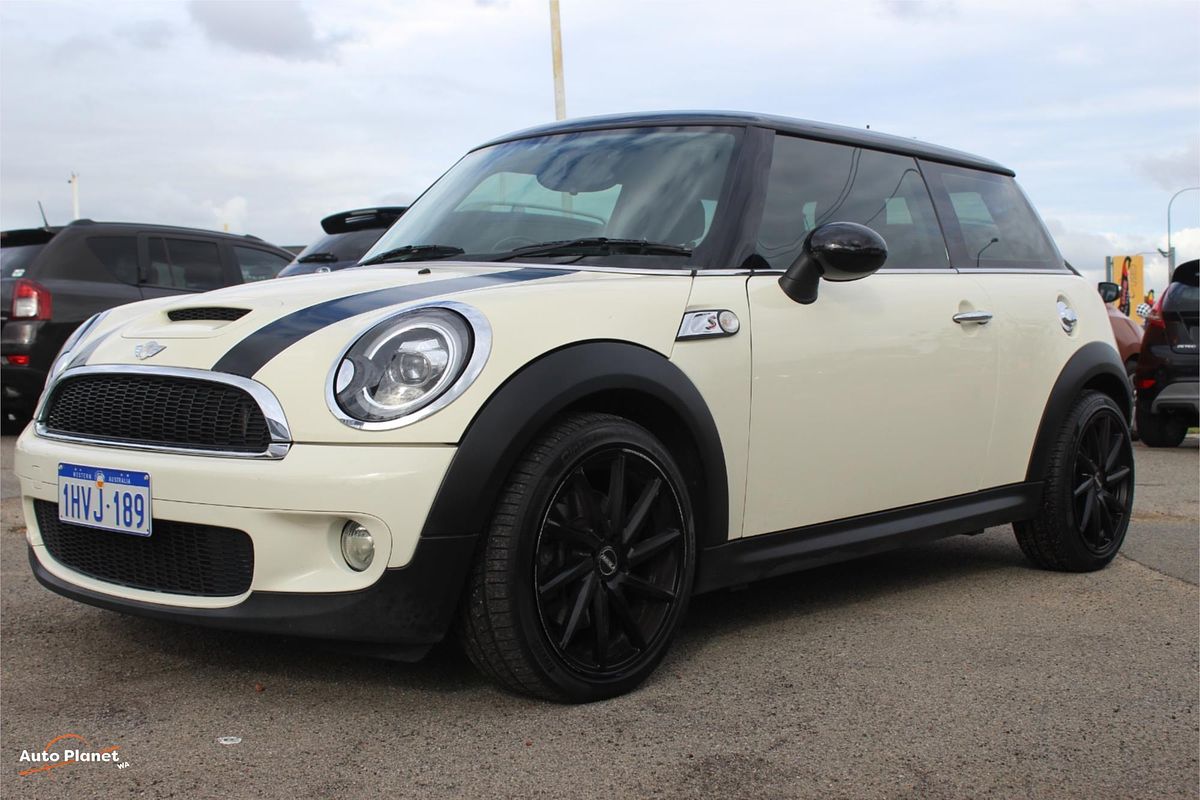 2009 MINI Cooper S R56